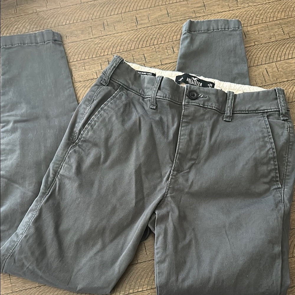 Hollister Men's Gray Chino Pants 26 x 30
